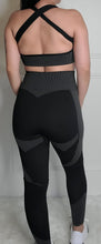 Cargar imagen en el visor de la galería, Work it Out Activewear Set-Black/Grey