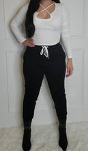 Load image into Gallery viewer, Wildest Dream Joggers-Black