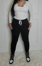 Load image into Gallery viewer, Wildest Dream Joggers-Black