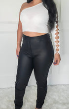 Cargar imagen en el visor de la galería, Sugar Coated Skinny Pants-Black